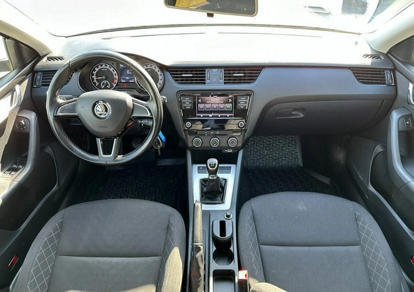 Skoda Octavia cena 52900 przebieg: 75522, rok produkcji 2019 z Krynica Morska małe 254